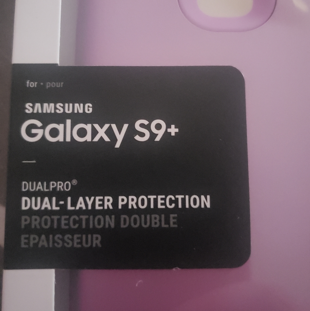 Incipio s9+ cell phone case